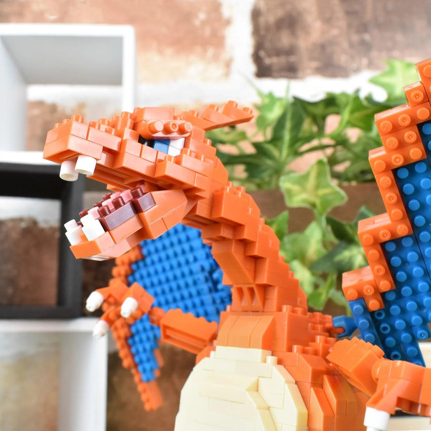 Pokémon Nanoblocks Deluxe Charizard - Eclipse Games Puzzles Novelties